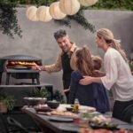 Pelle à pizza perforée de 14 pouces. – Image 5